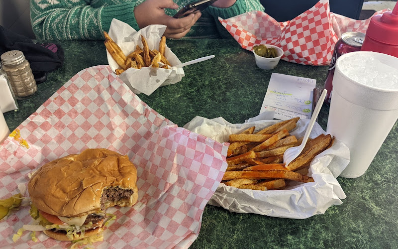 Cupp's Drive Inn