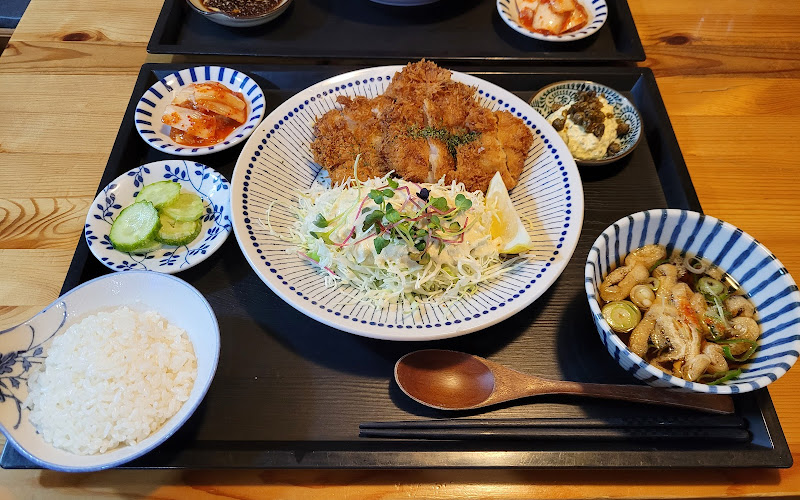작은식당 안