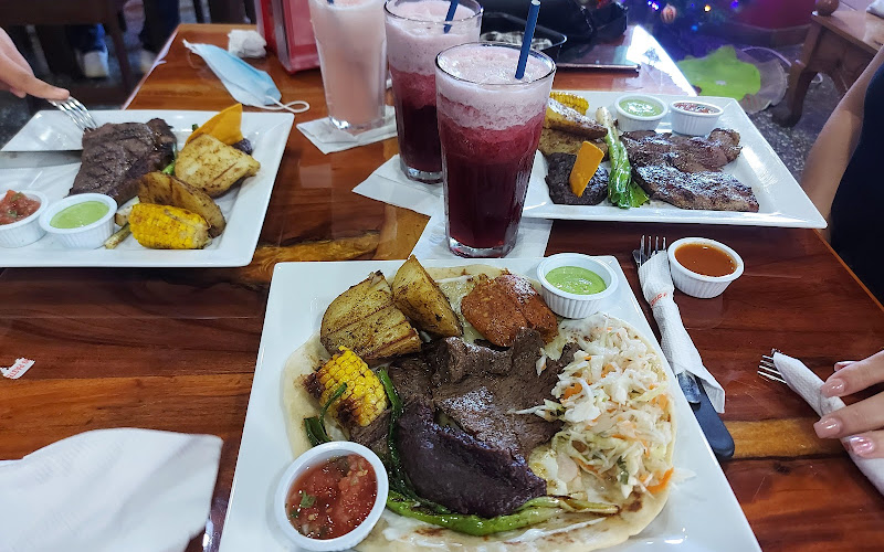 Delis Carnes & Mariscos