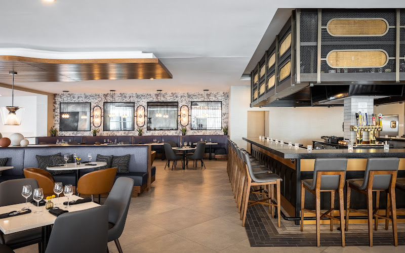 Eighteen70 Restaurant & Bar