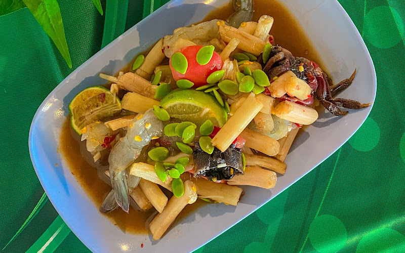 ส.ลาบแซ่บ