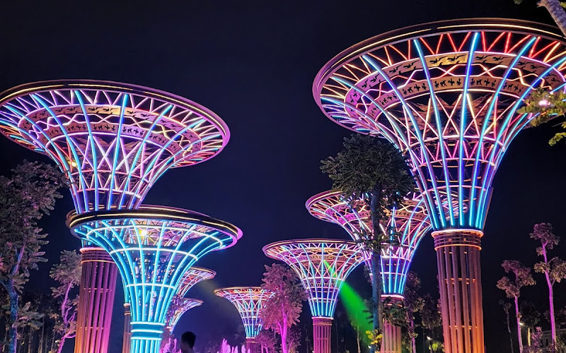 Phiên bản Hòn Trống Mái