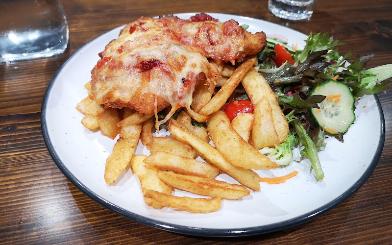 Nagambie Lakes Hotel
