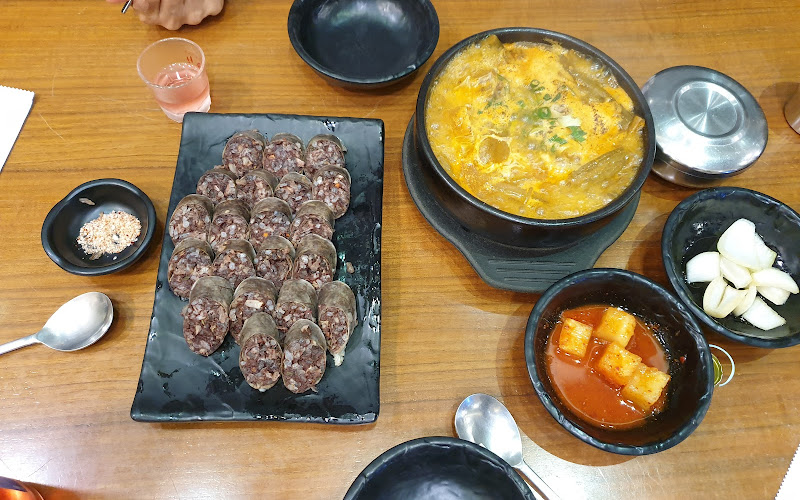 큰맘할매순대국조천점