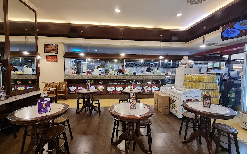เย็นตาโฟเครื่องทรง โดย อ.มัลลิการ์ สาขา แฟชั่นไอส์แลนด์ Yentafo Kruengsonge by A.Mallika Fashion Island Branch