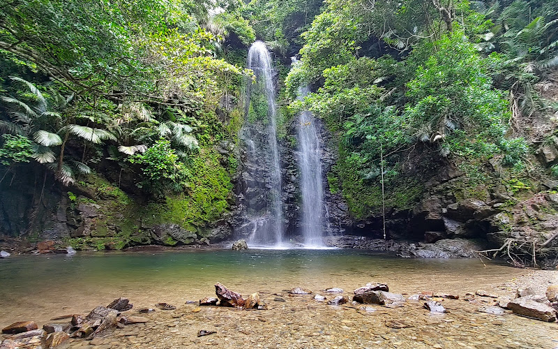 Ta-taki Waterfall Parking
