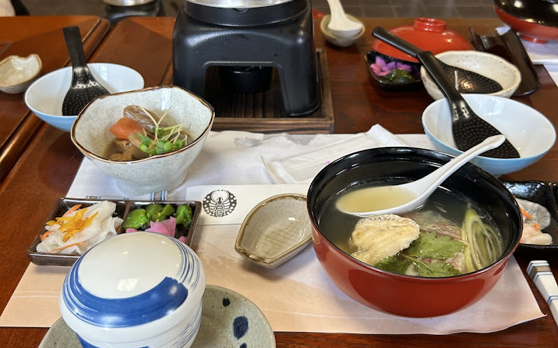 高原釜めし・季節料理 無(む)