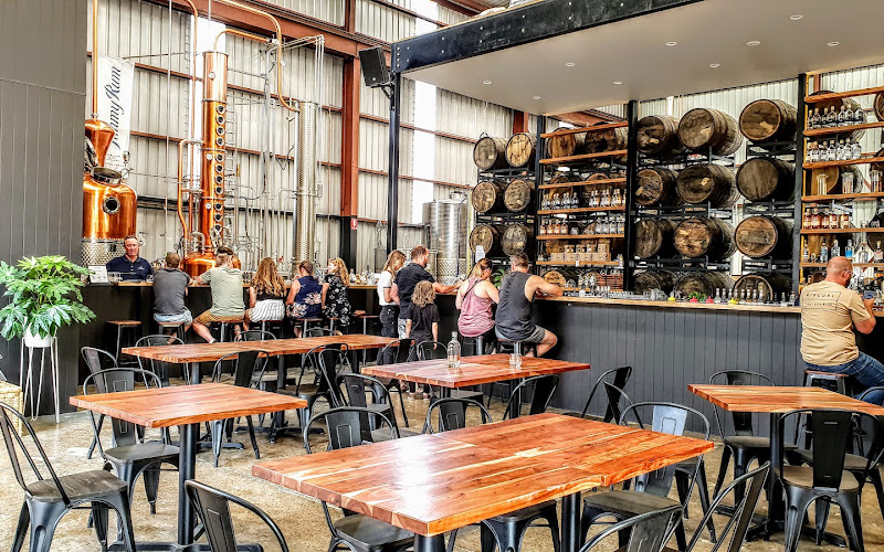 JimmyRum Distillery, Bar & Restaurant