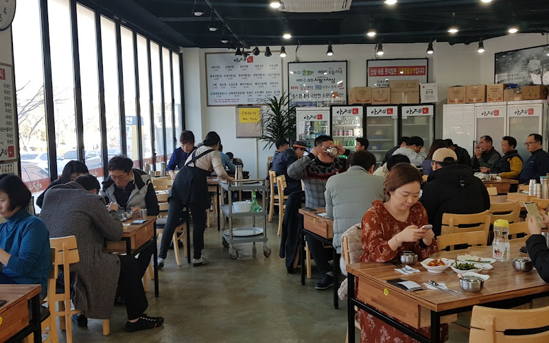 아제돼지국밥 김해율하본점