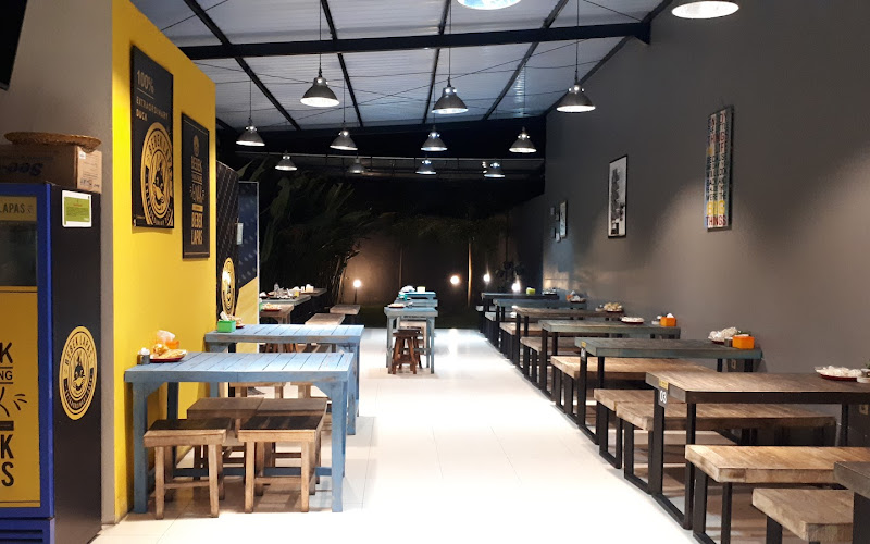 Bebek Lapas Tabanan, bebek bakar, ayam bakar