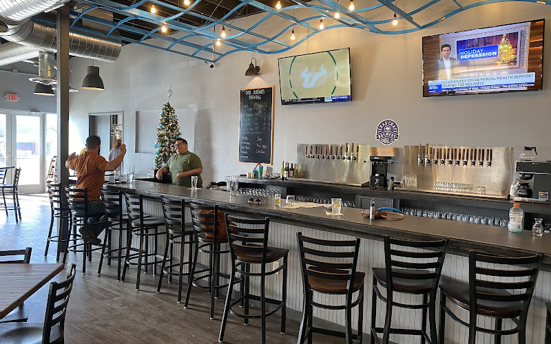 Dos Sirenos Brewing