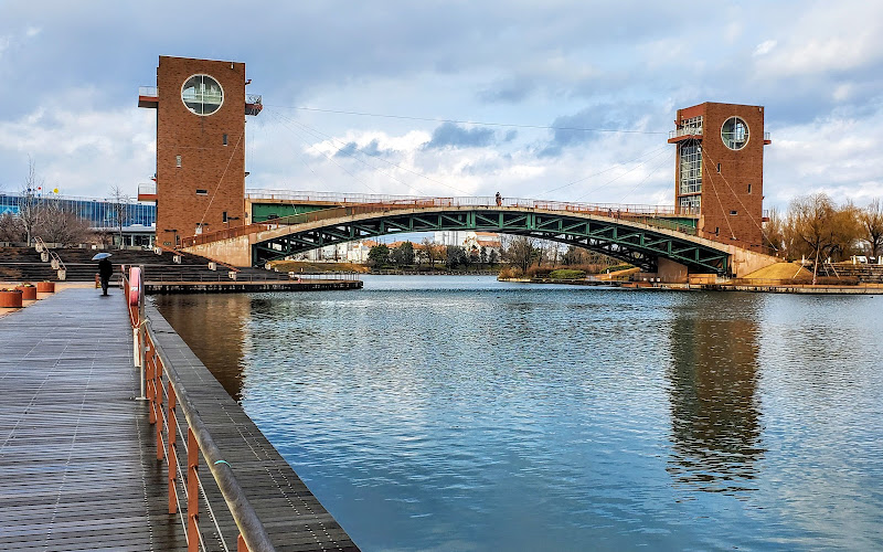 富岩運河環水公園