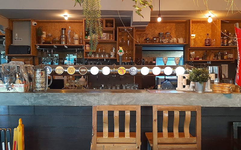 E.A.T. @ Khao Yai | Bar & Bistro