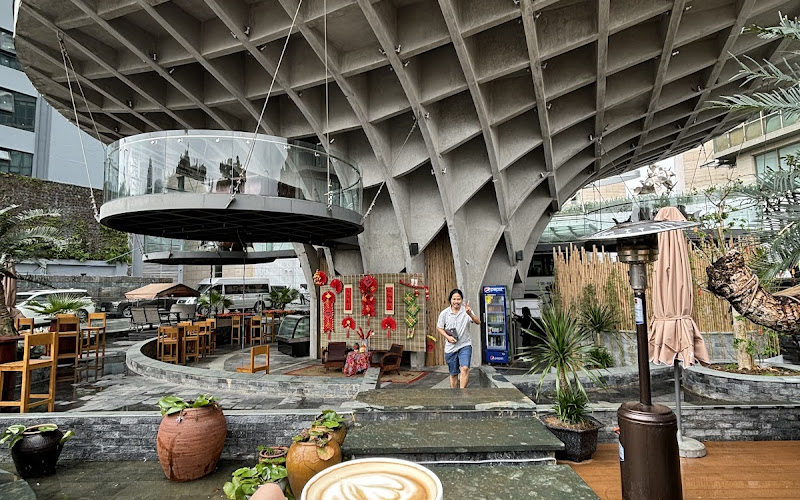 Island Coffee & Lounge