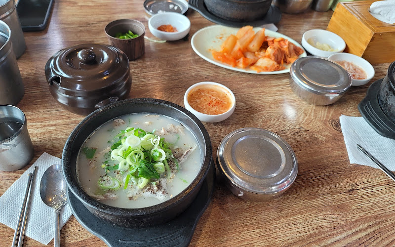 장재울 토종순대국