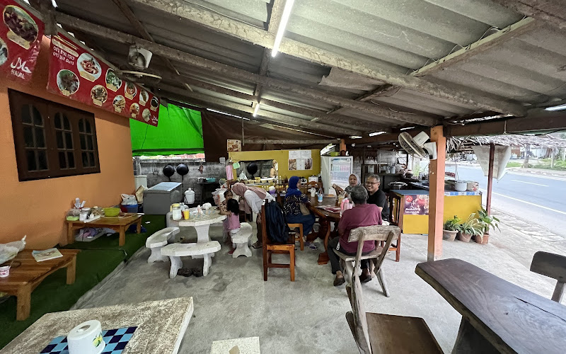 Prik-Thai Samui Halal Restaurant