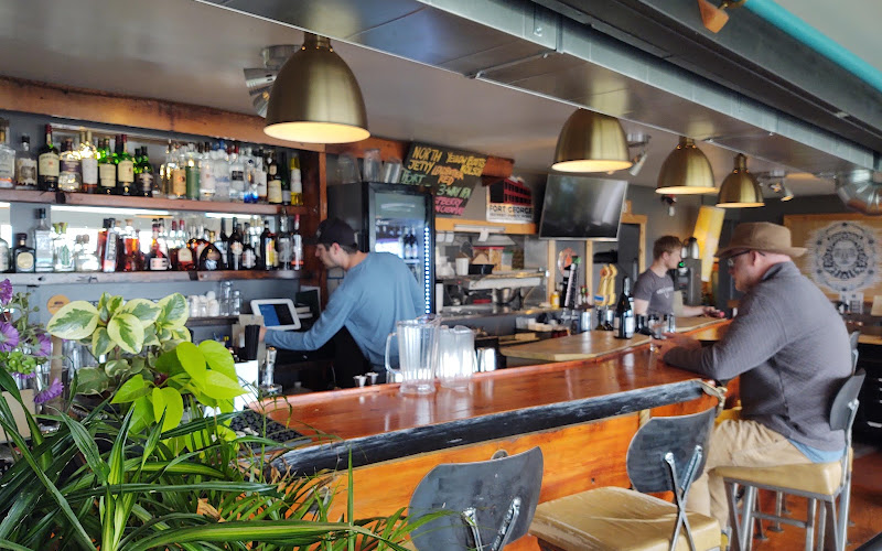 Salt Pub