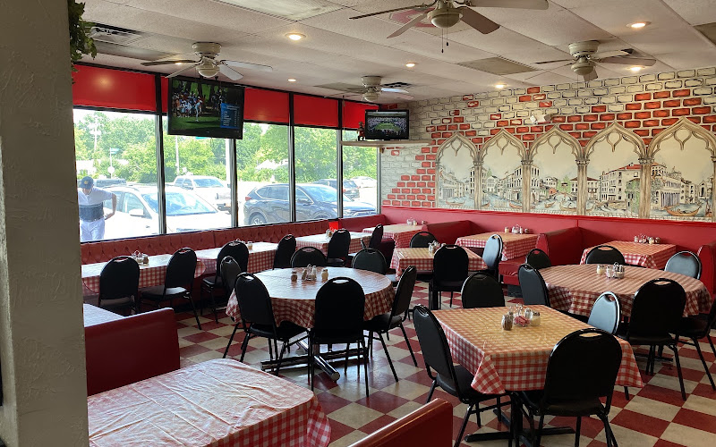 Minelli's Pizza