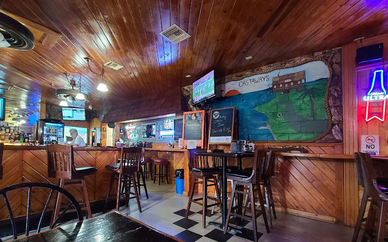 Castaways Bar & Grill