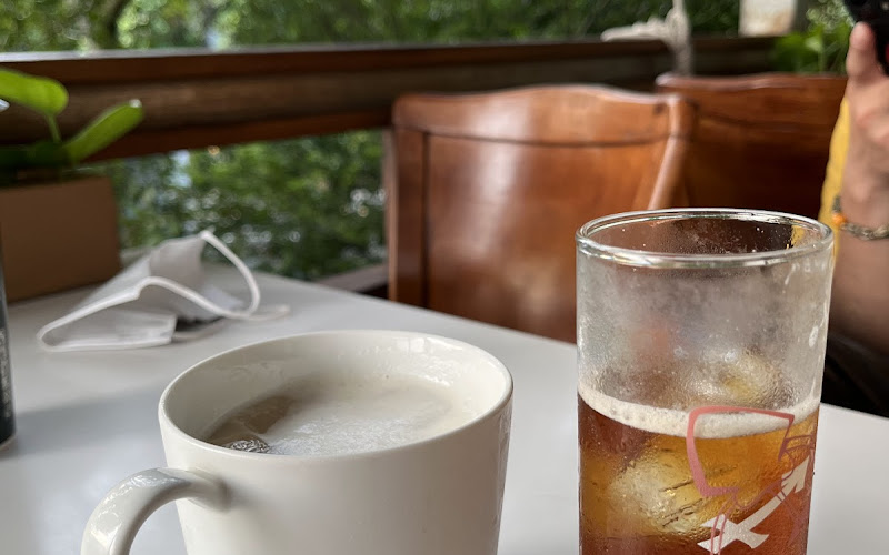 Swallow cafe