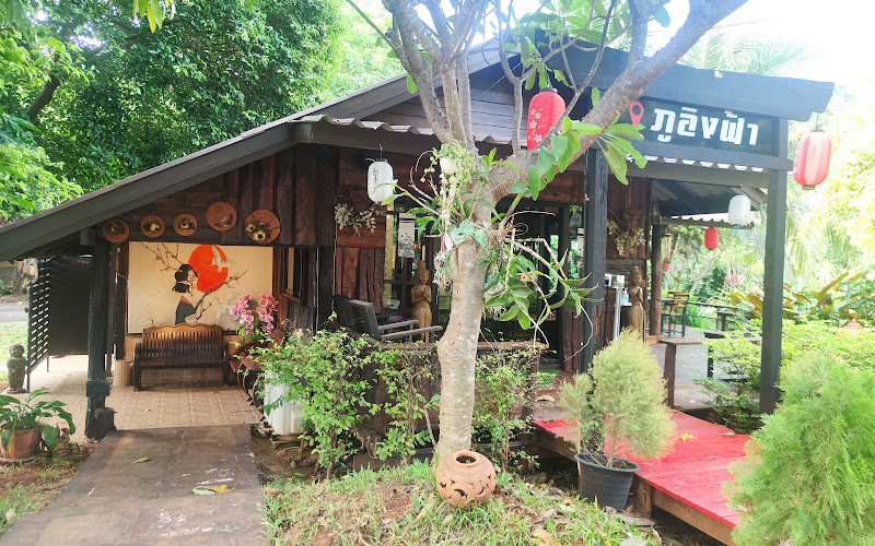 プーインファー カフェ