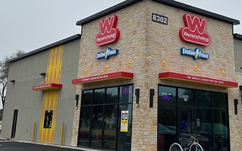 Wienerschnitzel