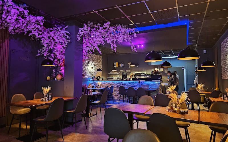 Hanoi Sushi & Vietnamese kitchen