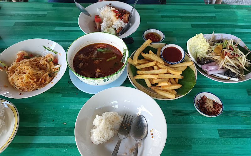 ร้านกินข้าวบ้านยาย