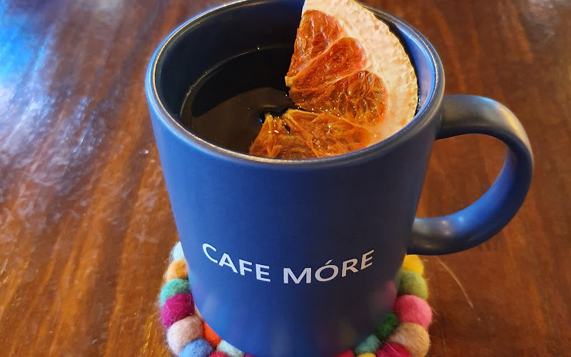 CAFE MÓRE 카페모레