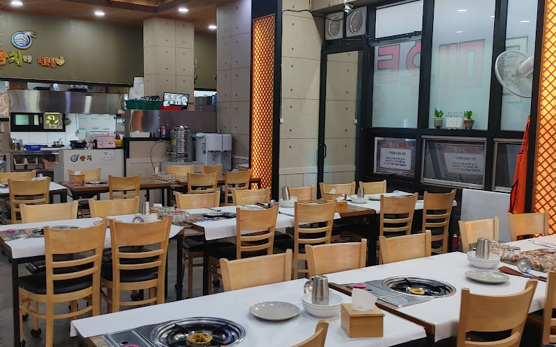 쌍치 민물매운탕