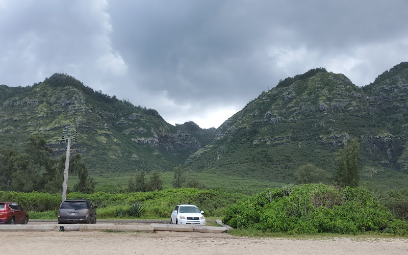 Mokuleia Beach (next to Camp Harold), Farrington Hwt