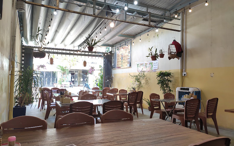 Đặc Sản Hội An - Bà Hiếu - Thịt Heo Hấp Cuốn Bánh Tráng