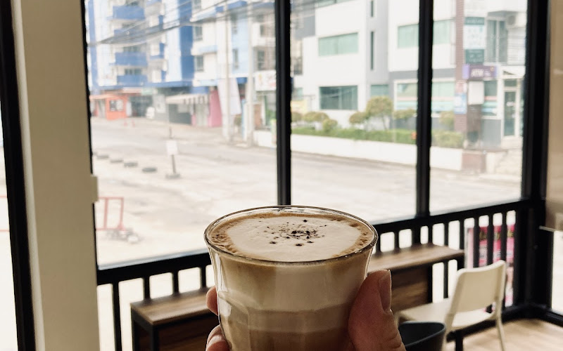 Adrenaline LUST cafe - Salaya