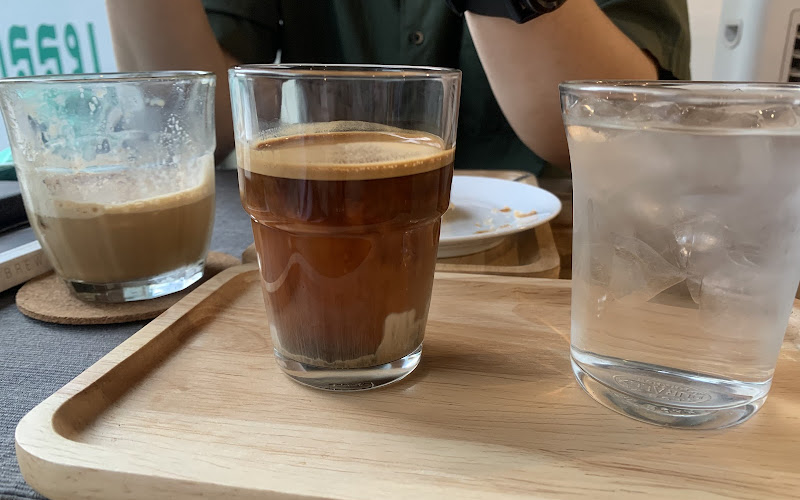 THE CAFFEINE FIX coffee community