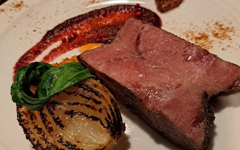 牛ホホ専門店cheek