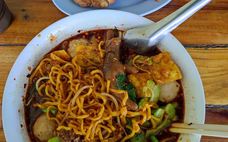 ก๋วยเตี๋ยวไก่มะระ
