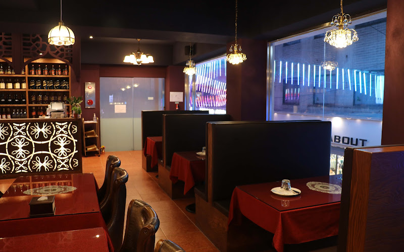 The Royal Indian Restaurant 더 로얄 인디안 레스토랑