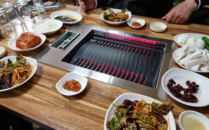 또오리식육식당