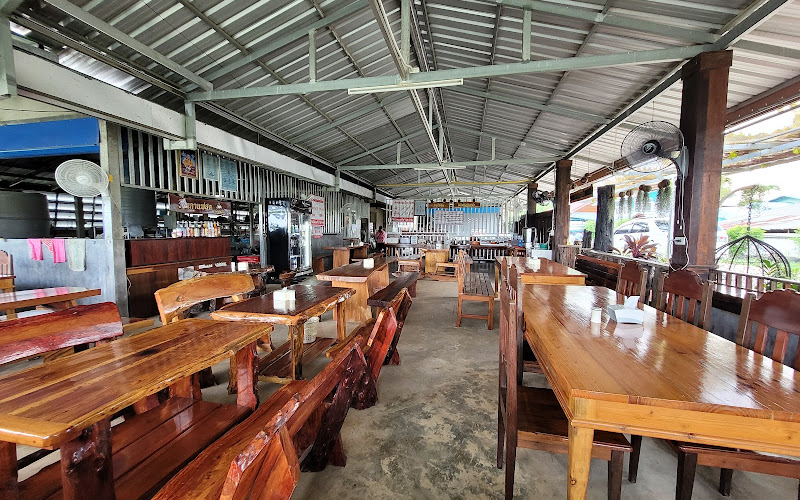 ร้านขนมจีน เจ๊น้อย บ้านตะขบ