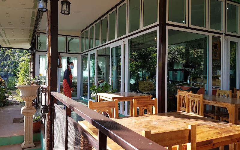 ระเบียงเคียงสวนฟาร์ม