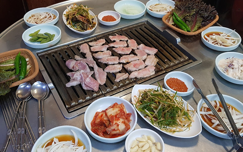마포통연탄구이 감천점