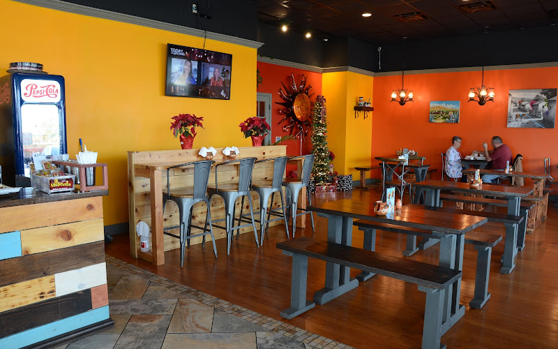 El sol Tex-Mex Express