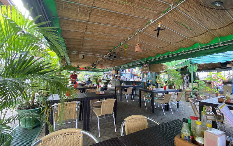 Coreto Manaós Café & Almoço Regional