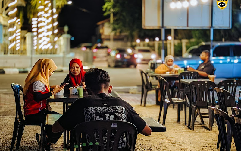 Steseng Meggi Cik Bunga