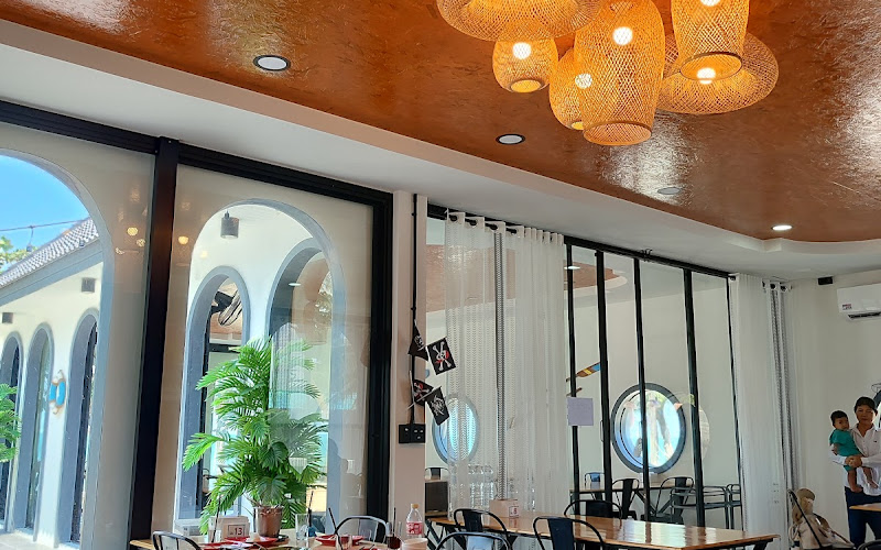 ร้านจ้าวสมุทรซีฟู้ด & คอนเทนเนอร์โฮม หาดมหาราช สทิงพระ jaosamut seafood & Container Home Mharach beach Sathingphra Songkhla