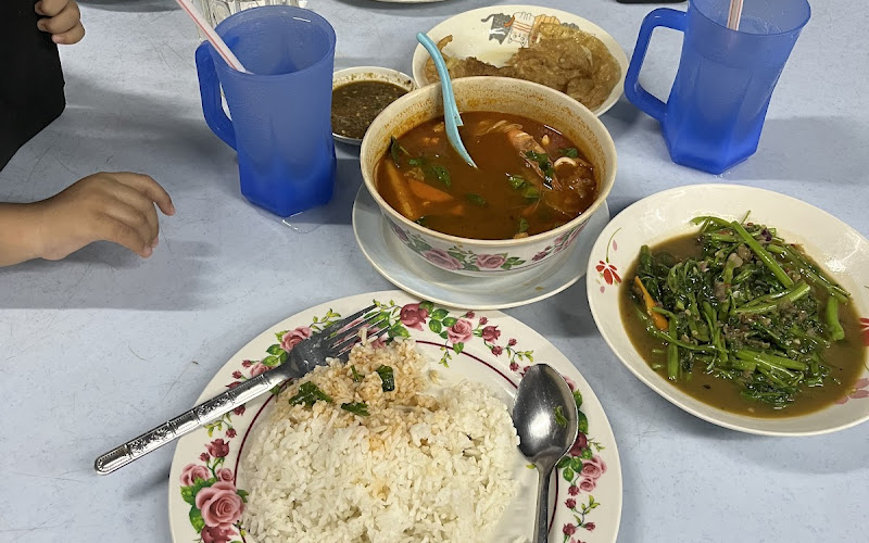 Warung Pak Johan Corner