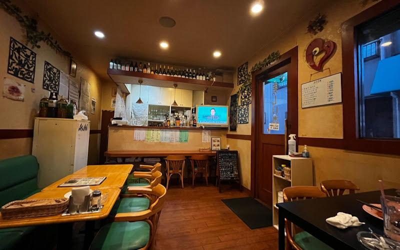 ラフィーの美しい森レストラン