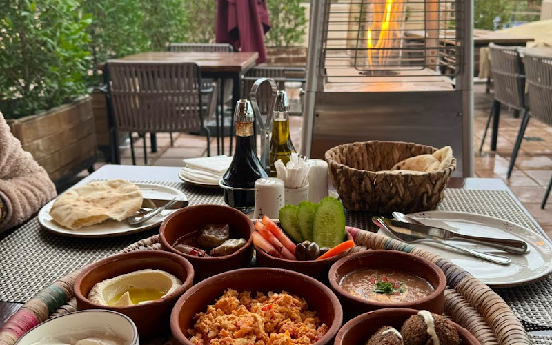 Kastana restaurant and cafe