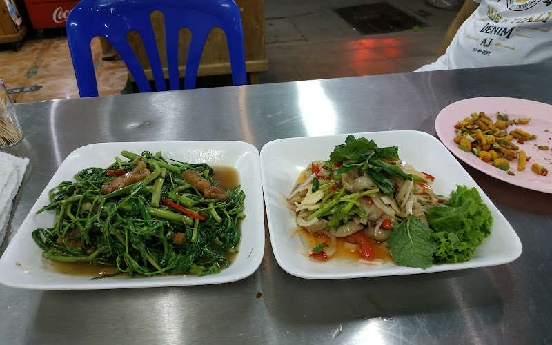 ร้านต้อยตามสั่งอาหารไทย-จีน