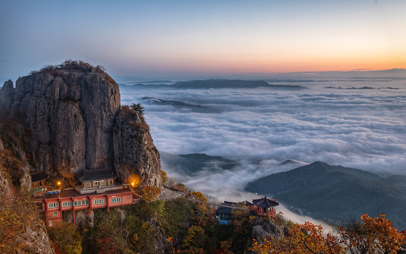 Geomosan Yagsaam Temple